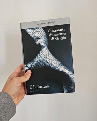 Libro Cinquanta sfumature di grigio