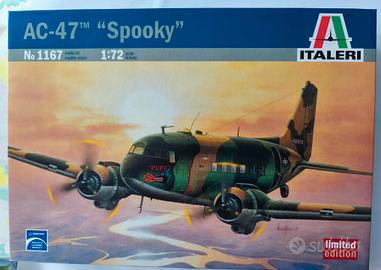 Kit Douglas AC-47 "Spooky" in scala 1:72