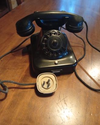 Telefono originale in bachelite 