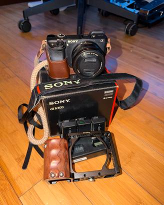 Sony A6300 16-50 SmallRig 3 Batterie Full Kit
