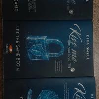 primi 3 capitoli  saga " kiss me like you love me.