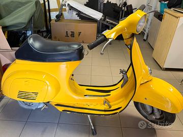 Vespa 50