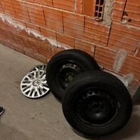 4 gomme invernali 195/65 R 15