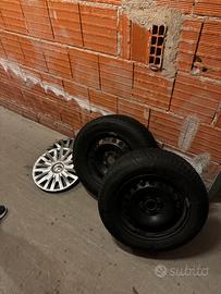 4 gomme invernali 195/65 R 15