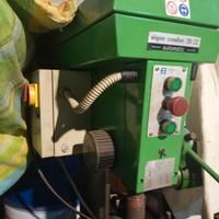 trapano professionale a colonna discesa automatica