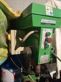 trapano professionale a colonna discesa automatica