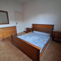 Camera matrimoniale, armadio, comò, comodini