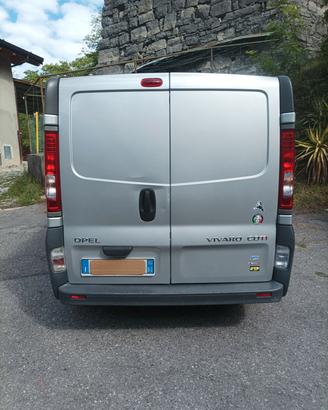 Opel Vivaro 2000 cc TDCI  115 cv