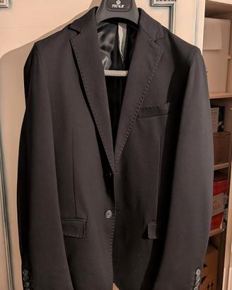 Vestito da cerimonia nero uomo

-

Taglia 50
