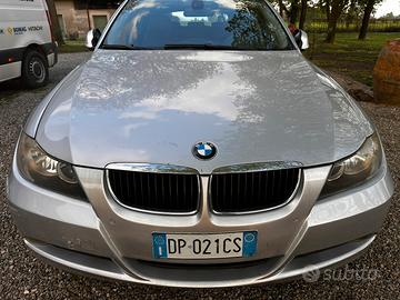 Bmw serie 3  320d e91 full optional