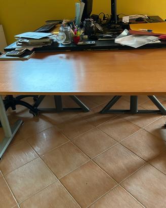 Scrivania ufficio IKEA