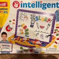 Lavagnetta magnetica con lettere