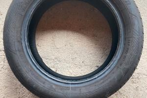 N° 4 pneumatici per auto