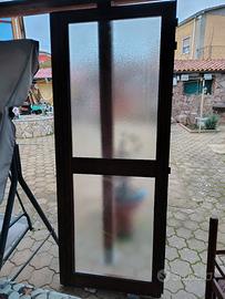 porta a 2 ante, vetrata in allumino con sopraluce