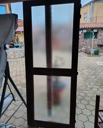 porta a 2 ante, vetrata in allumino con sopraluce
