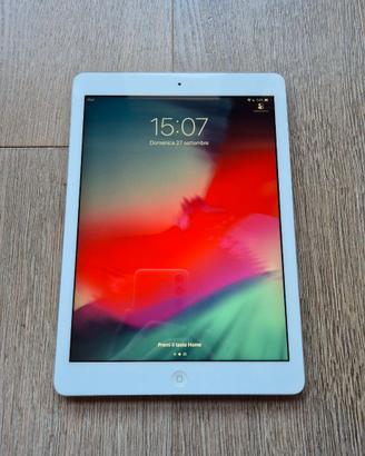 Apple iPad 6ª gen 32GB Wi-Fi 2018 + custodia