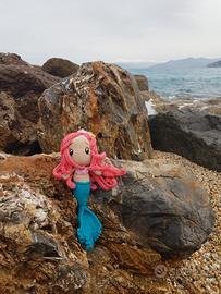 Sirenetta amigurumi.