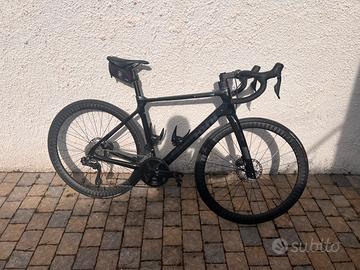 Bici da corsa bianchi xe