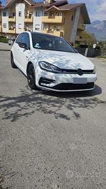 Volkswagen Golf R Line 7.5