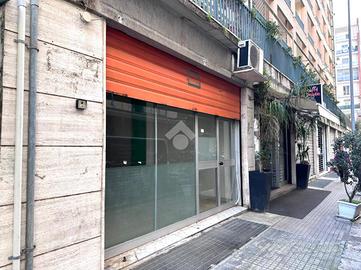 2 LOCALI A LECCE