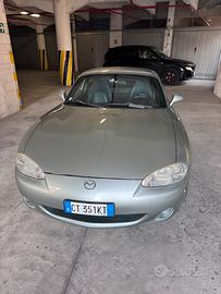 Mazda MX-5 twins (040/250) 2003