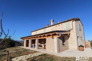 Villa o villino Saludecio [MV006VRG]