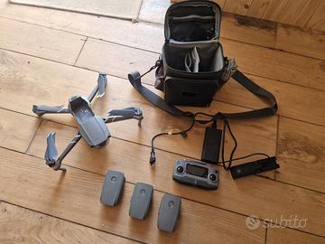 Drone DJI  MAVIC 2 ZOOM versione combo