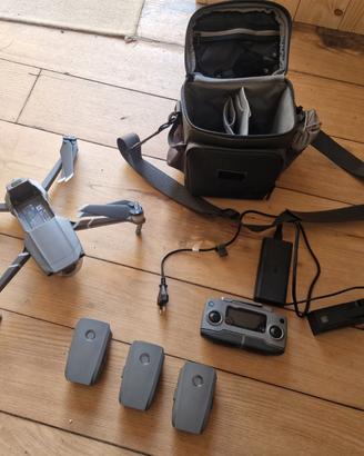 Drone DJI  MAVIC 2 ZOOM versione combo
