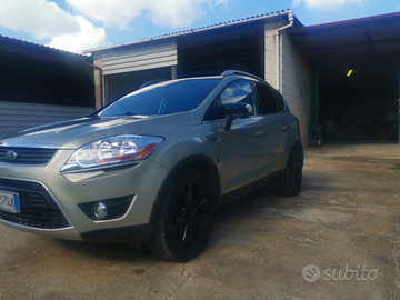 Vendo ford kuga