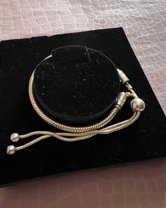 Bracciale elegante in argento Pandora
