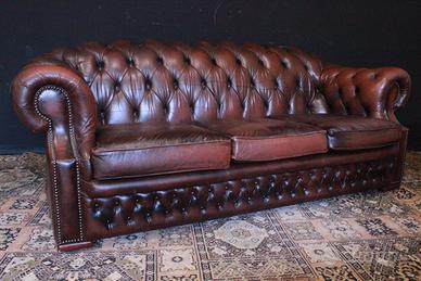 Divano inglese Chesterfield 3 posti in pelle