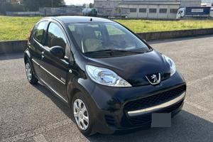 PEUGEOT 107 - solo 117.000 KM