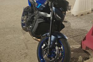 Yamaha MT 09  SOLO 1200 KM