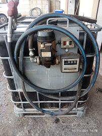 Cisterna per gasolio con contalitri