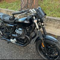 Moto guzzi v9 bobber