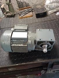 motoriduttore 380v