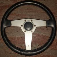 Volante sportivo d'epoca 