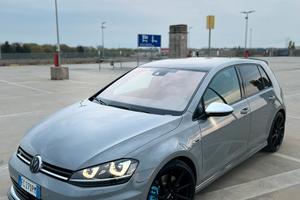 Volkswagen golf 7 R 300 cv DSG 4motion-Nardo Grey