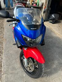 Honda cbr600f