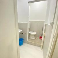 Via Innamorati; Locale Comm. con Agibilità FL330