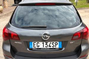 Opel Astra 1.7 Cdti S.W. 2011