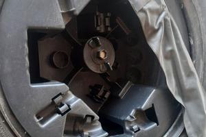 Ruota auto completa Seminuova