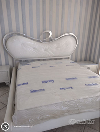 Letto matrimoniale ditta Corte Zari pelle