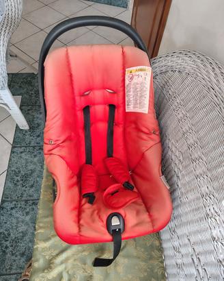 seggiolino ovetto  CAM rosso