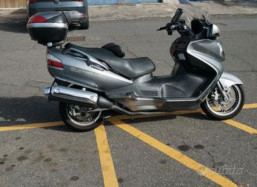 Burgman 650 executive €.2.400