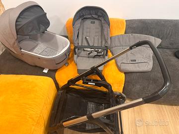Passeggino Inglesina Aptica quattro grigio