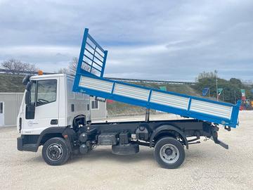 AUTOCARRO IVECO 75 E 18