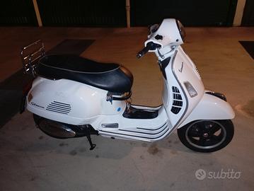 vespa GTS 300