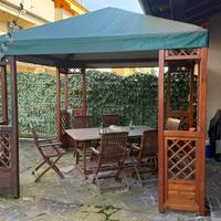 Gazebo + Tavolo + 6 sedie  + Lampadario/ventilator
