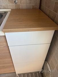 Mobile IKEA Knoxhult con cassetti bianco